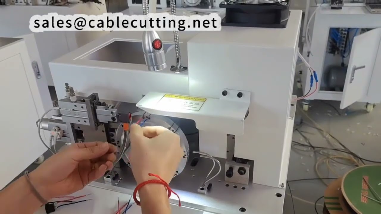 Automatic Heat Shrink Tube Inserting and Heating Machine Improves Quality & Consistency