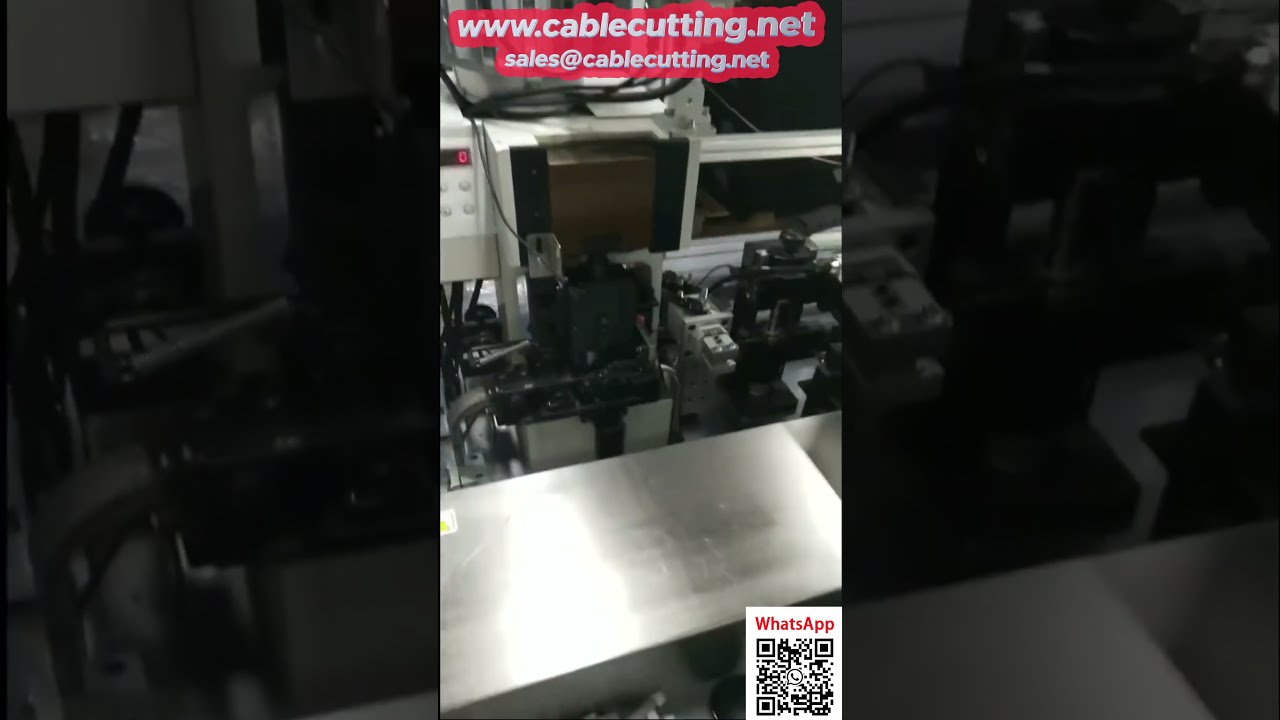 Automatyczna maszyna do podwójnego zaciskania i wkładania obudów z detekcją wizyjną i pomiarem siły