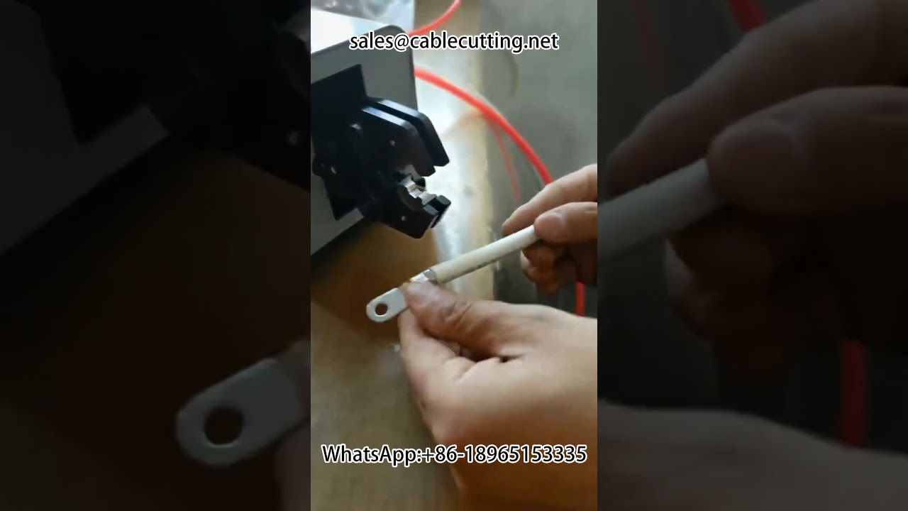 Pneumatic crimping pliers for 6 70 square copper nose