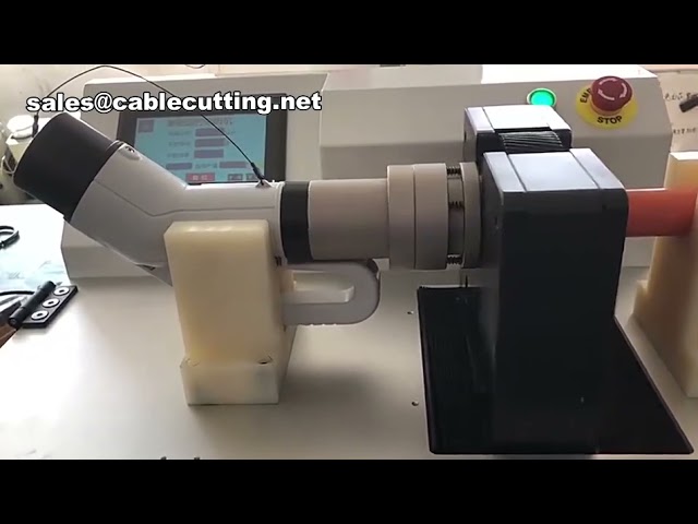 Automatyczna maszyna do dokręcania nakrętek w energetyce odnawialnej, maszyna do wkrętów złączek, maszyna do nakrętek w energetyce odnawialnej mp4