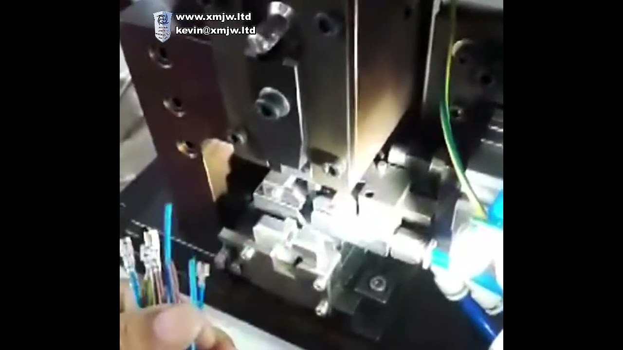 Semi automatic Straight Mold Stripping Terminal Machine Multi core Wire Stripping And Crimping Machi