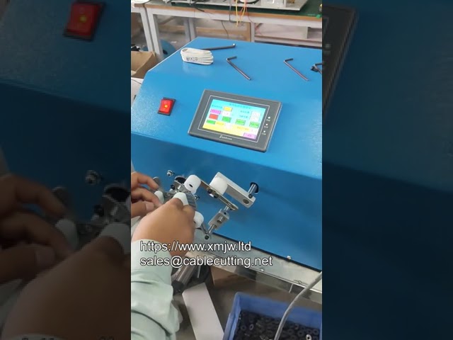 Maszyna do automatycznego nawijania i pakowania kabli USB WPM 80b 2022